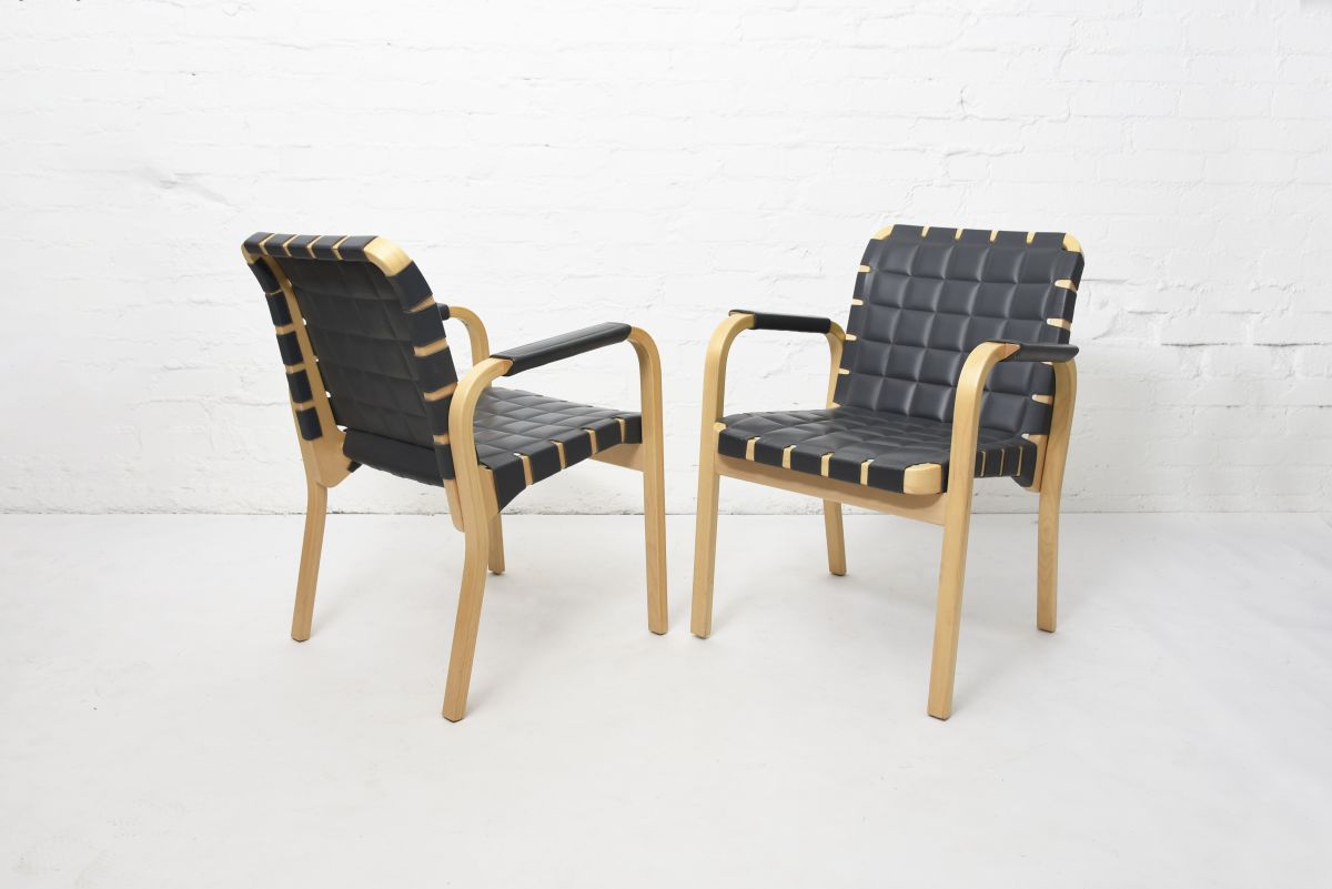 Aalto Alvar armchair 45 dark gray