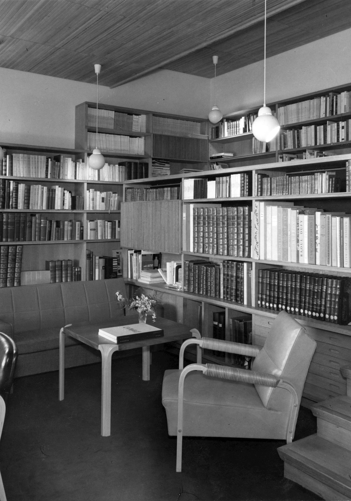 Maison Louis Carré historical photo
