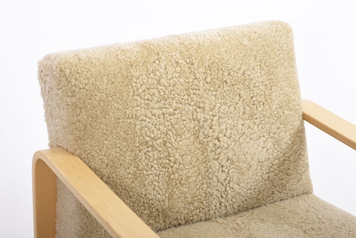 Aalto Alvar armchair 44 paimio sheepskin 01