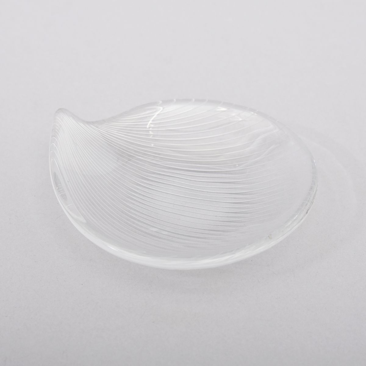 Wirkkala Tapio Glass line cut plate small