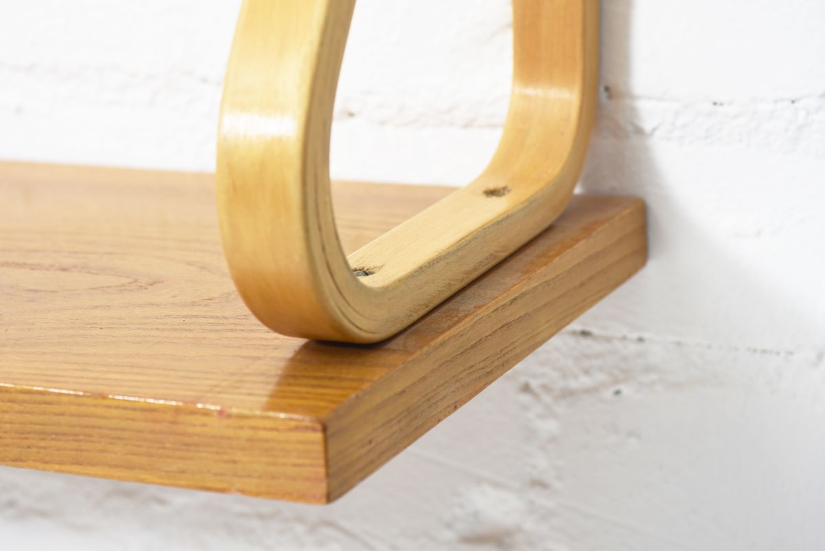 Anonymous DIY long shelf 07
