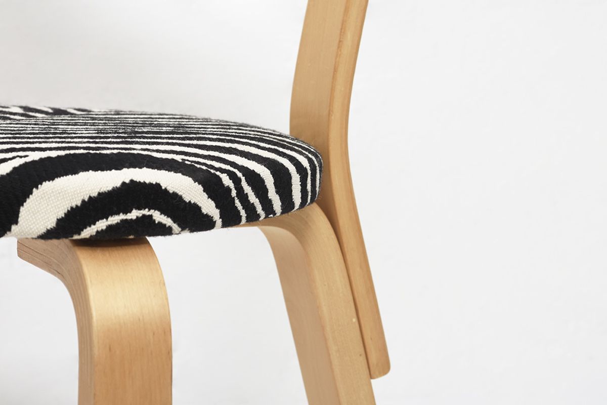Alvar Aalto 69chairs Zebra Set details4
