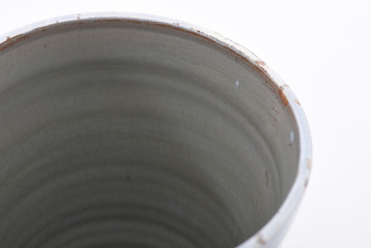 Anonymous ceramic vase 01
