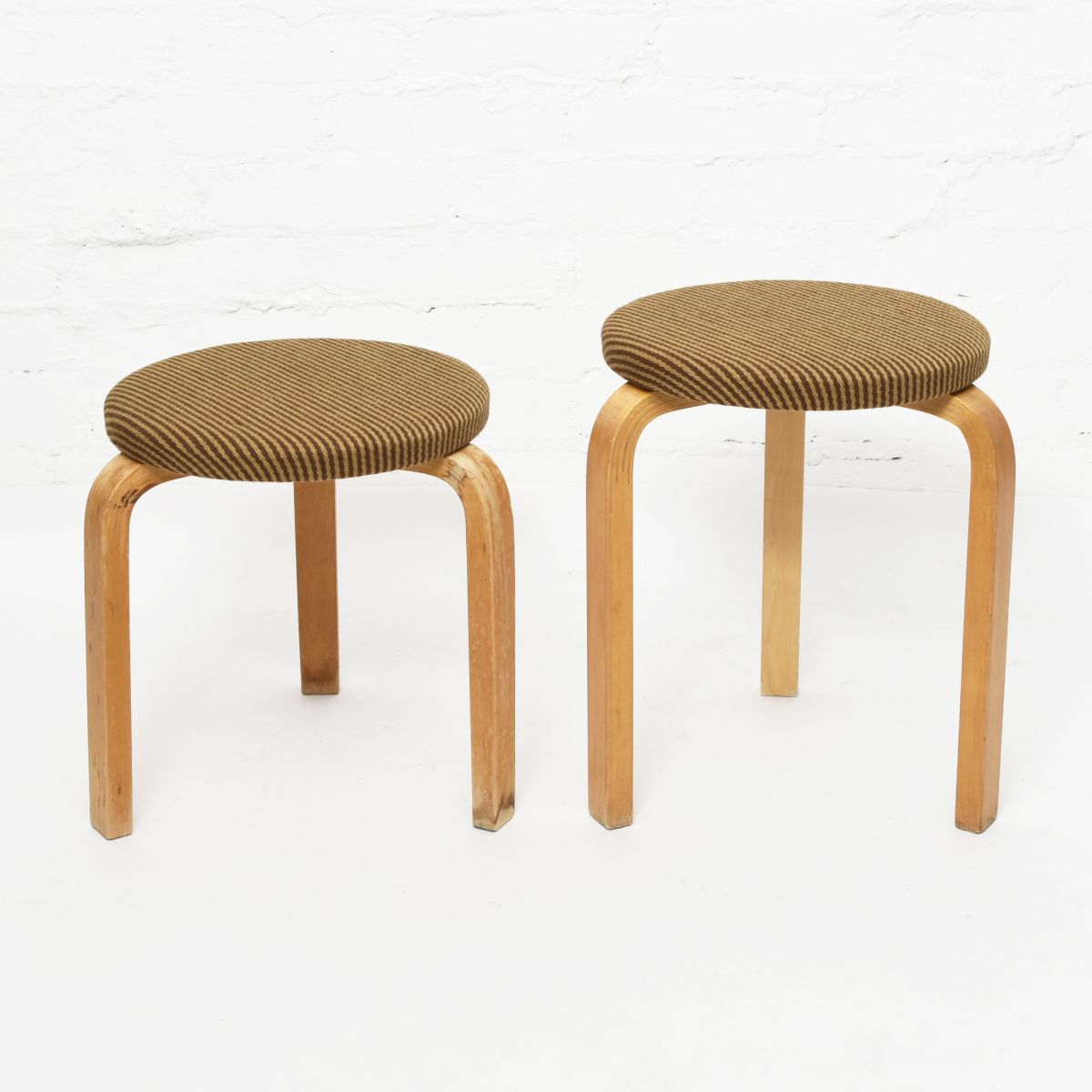 Aalto Alvar Stool60 brown stripe set