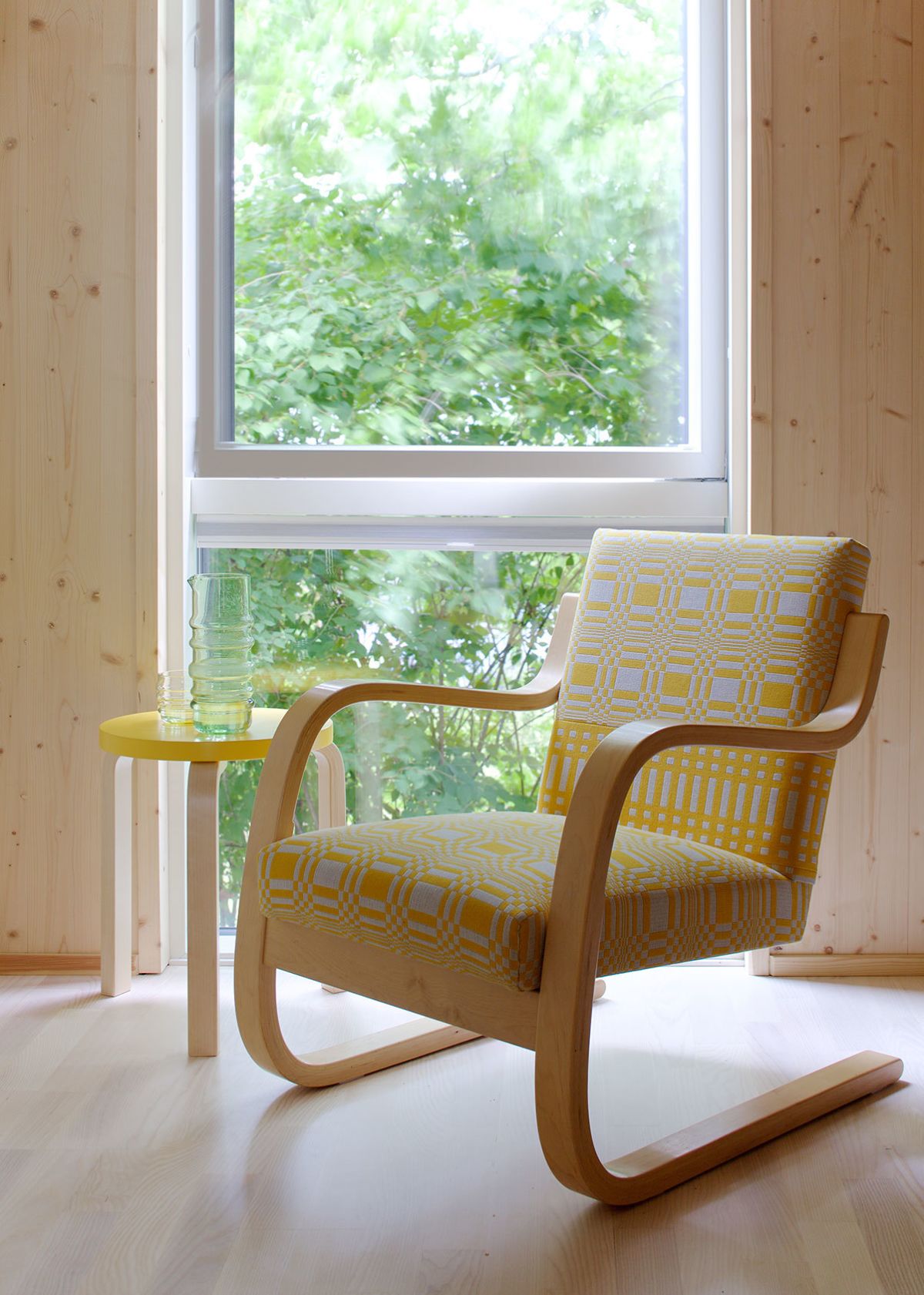 Johanna-Gullichsen-Doris-and-Nereus-Yellow-upholstery_web