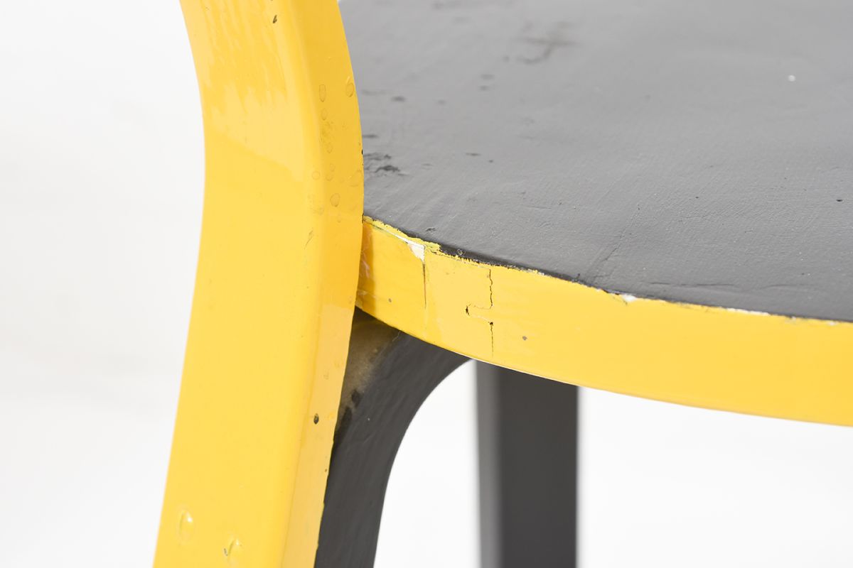 Aalto-Alvar-Chair-69-Painted-Black-Yellow_detail9