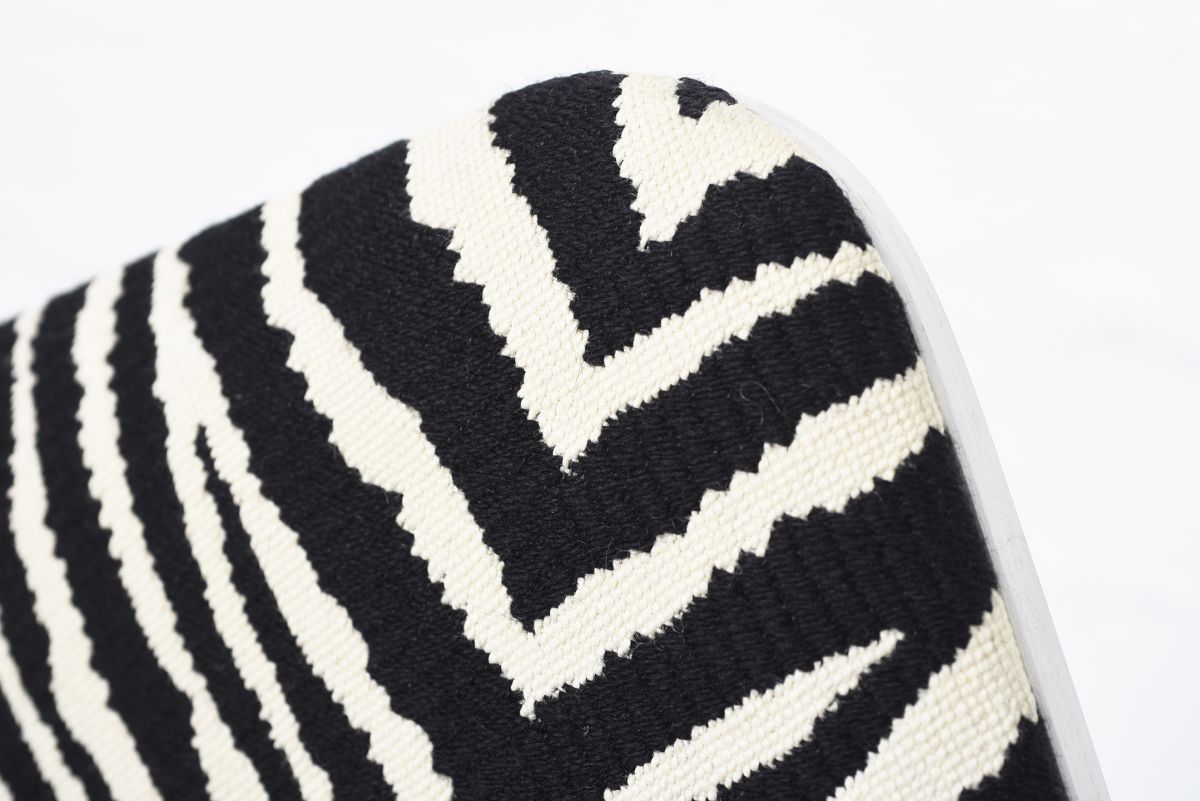 Kukkapuro Yrjö Vino chair zebra 02
