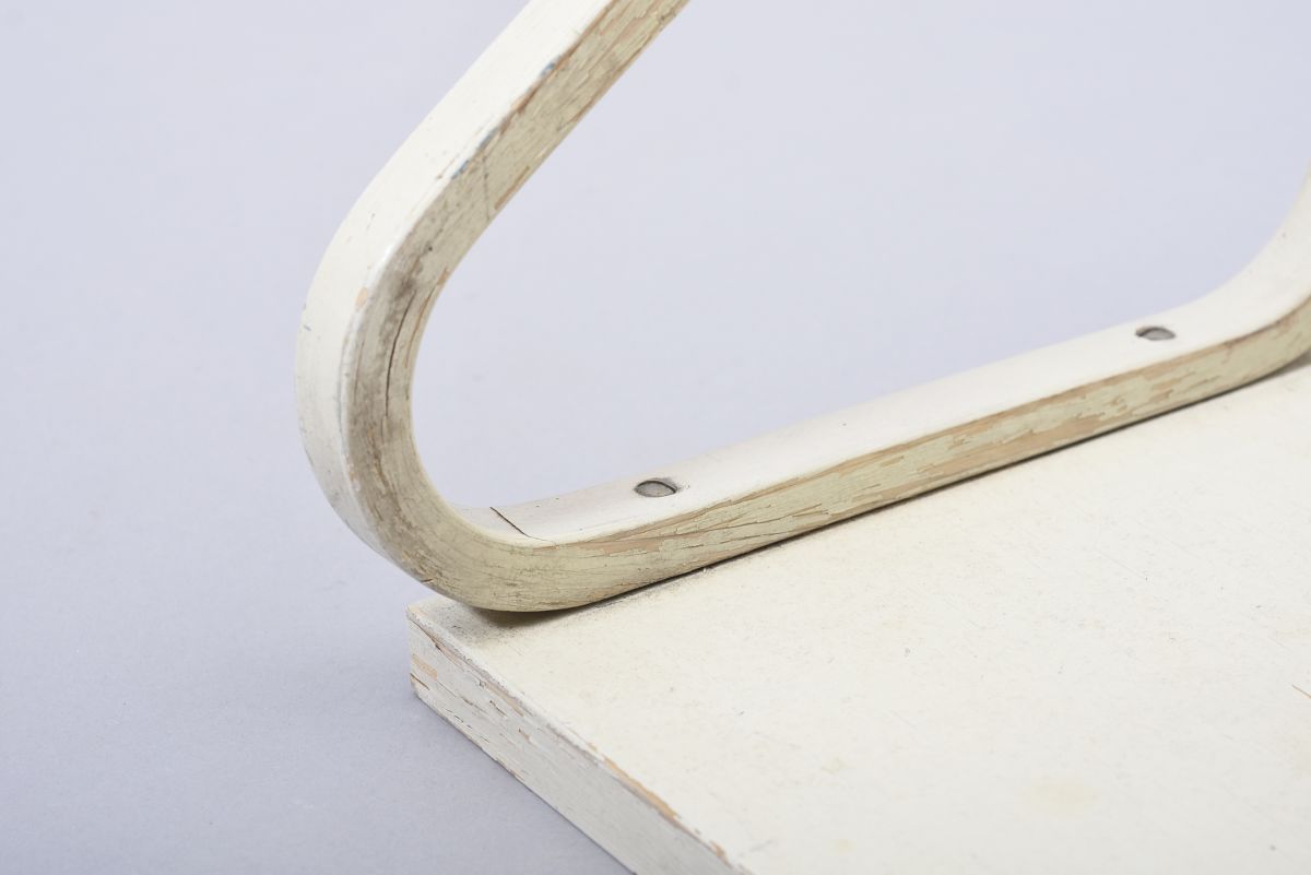 Aalto Alvar 112b wall shelf white 05