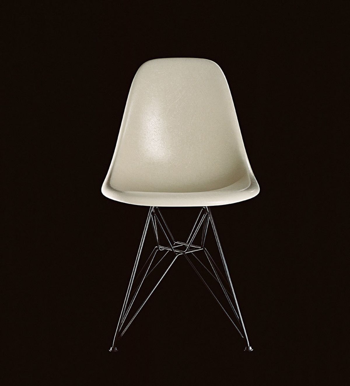 Eames-Fiberglass-Chair_Parchment_Mailer