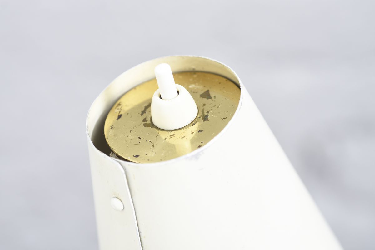 Almari Mauri table lamp 01