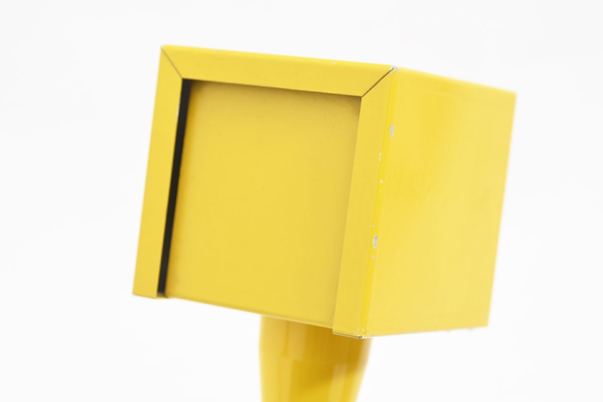Jakobsson-Hans-Agne-Table-Lamp-Yellow_detail3