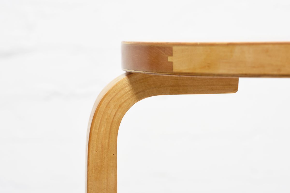 Aalto Alvar Stool60 circa 1950 set 02