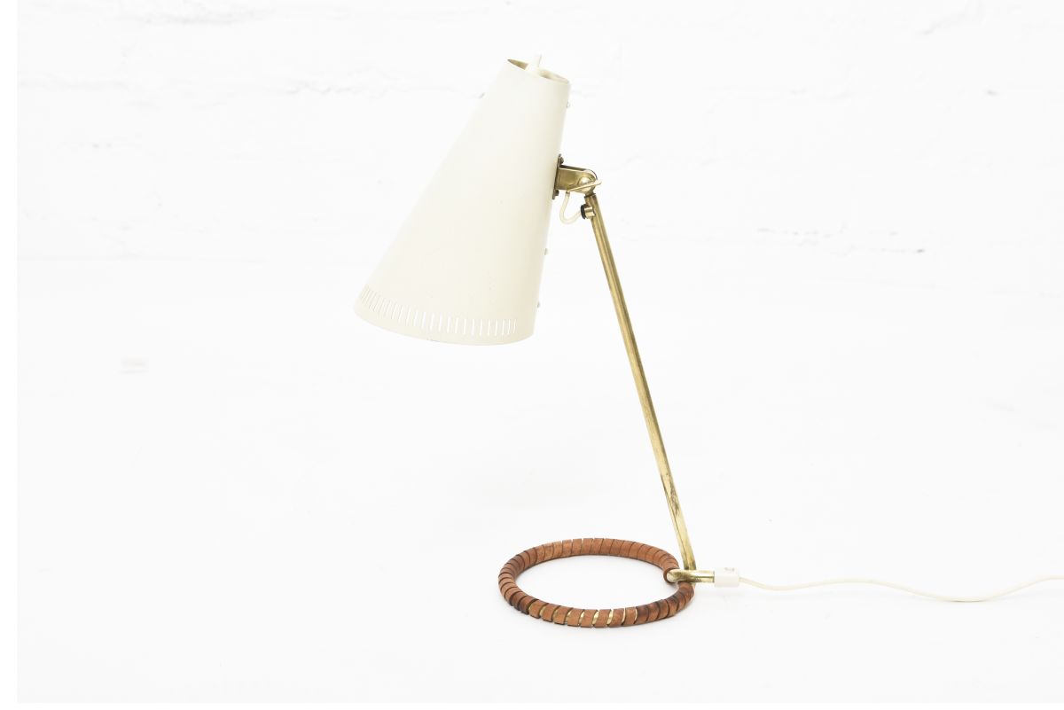 Almari Mauri table lamp