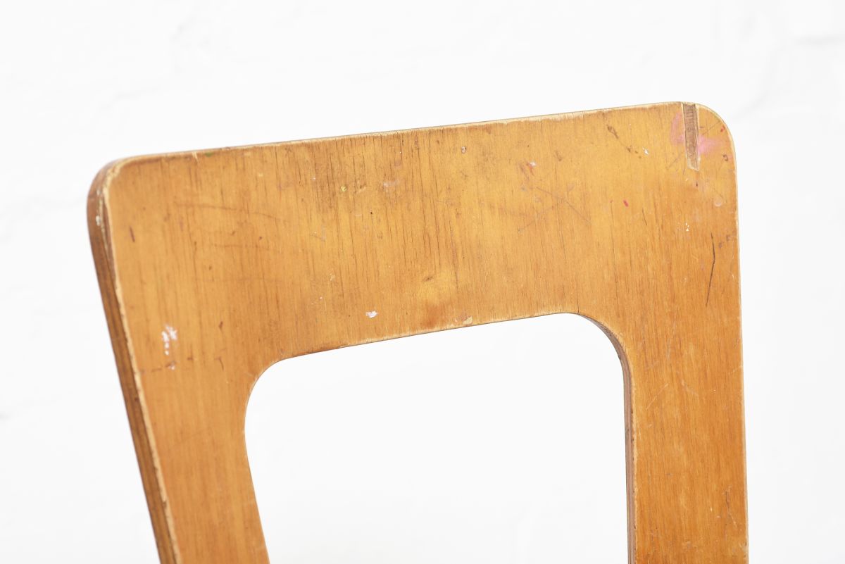 Aalto Alvar chair 65 war leg 01