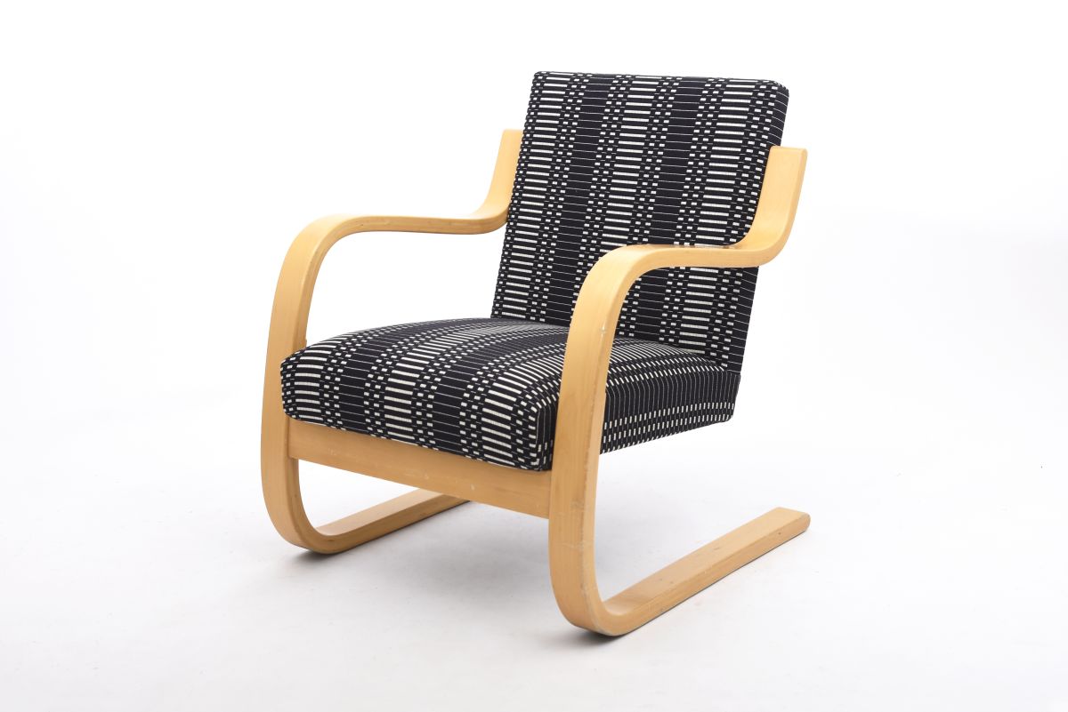 Aalto Alvar armchiar 402 JG fabric