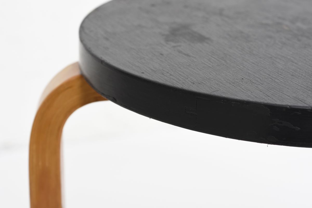 Aalto Alvar Stool60 black x birch 1930 02