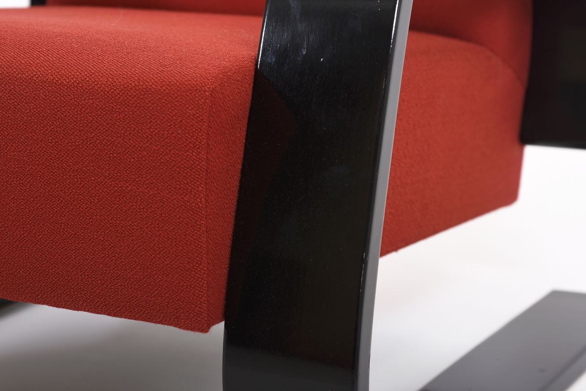 Aalto Alvar armchair 500 tamk red x black 07