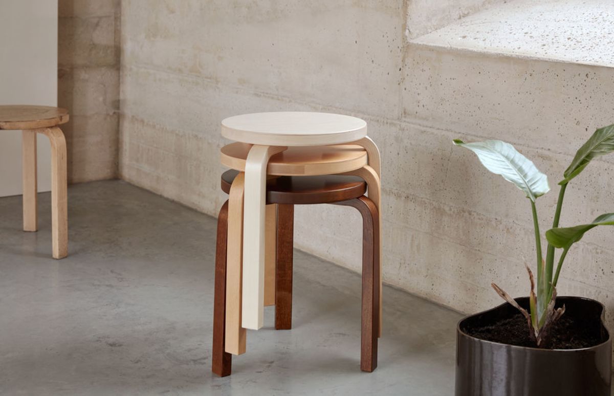 3192781_Stool_60_photo_Mikko_Ryhanen_preview