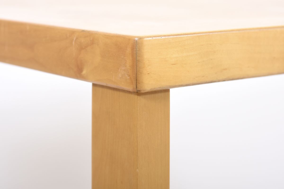 Aalto Alvar streight leg table birch 07