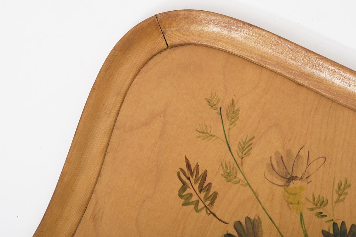 Folky Wooden Tray Flower Vase details1