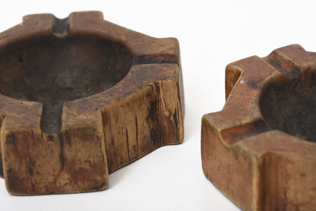 Carved Wooden Ash Trays details4