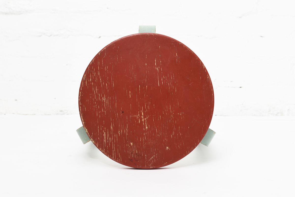 Aalto Alvar Stool 60 red x green 2 top