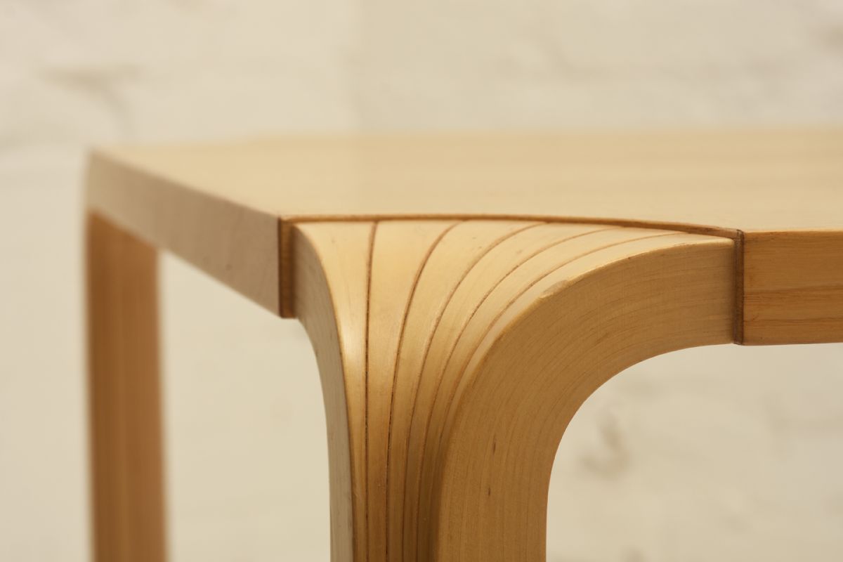 Aalto-Alvar_X-legged-Low-Table_detail2