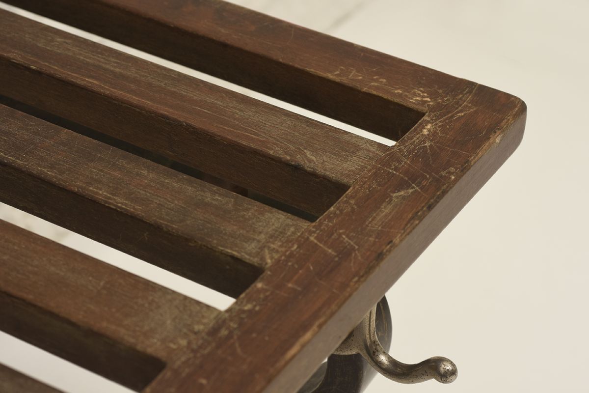 Aalto-Alvar-Coat-Rack_detail1