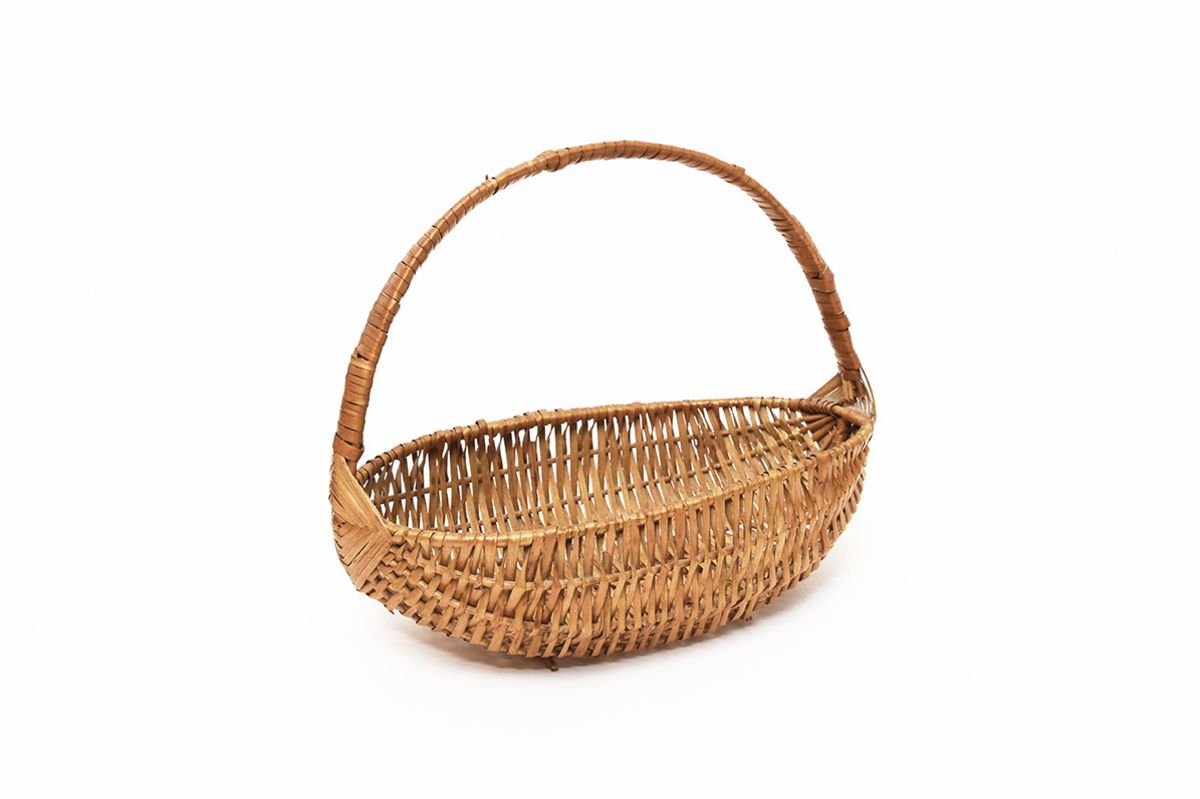 Oval Rattan Basket Handle details1
