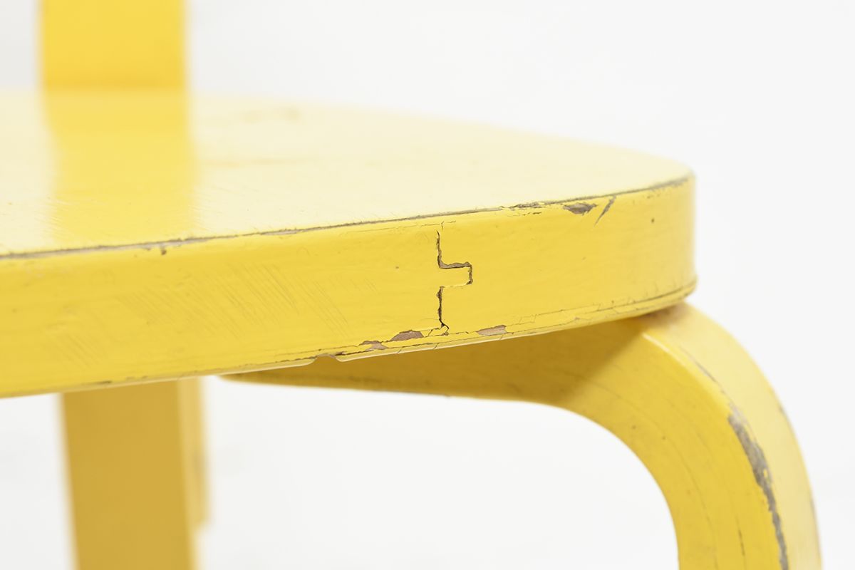 Aalto-Alvar-Chair-69-Painted-Yellow_detail7