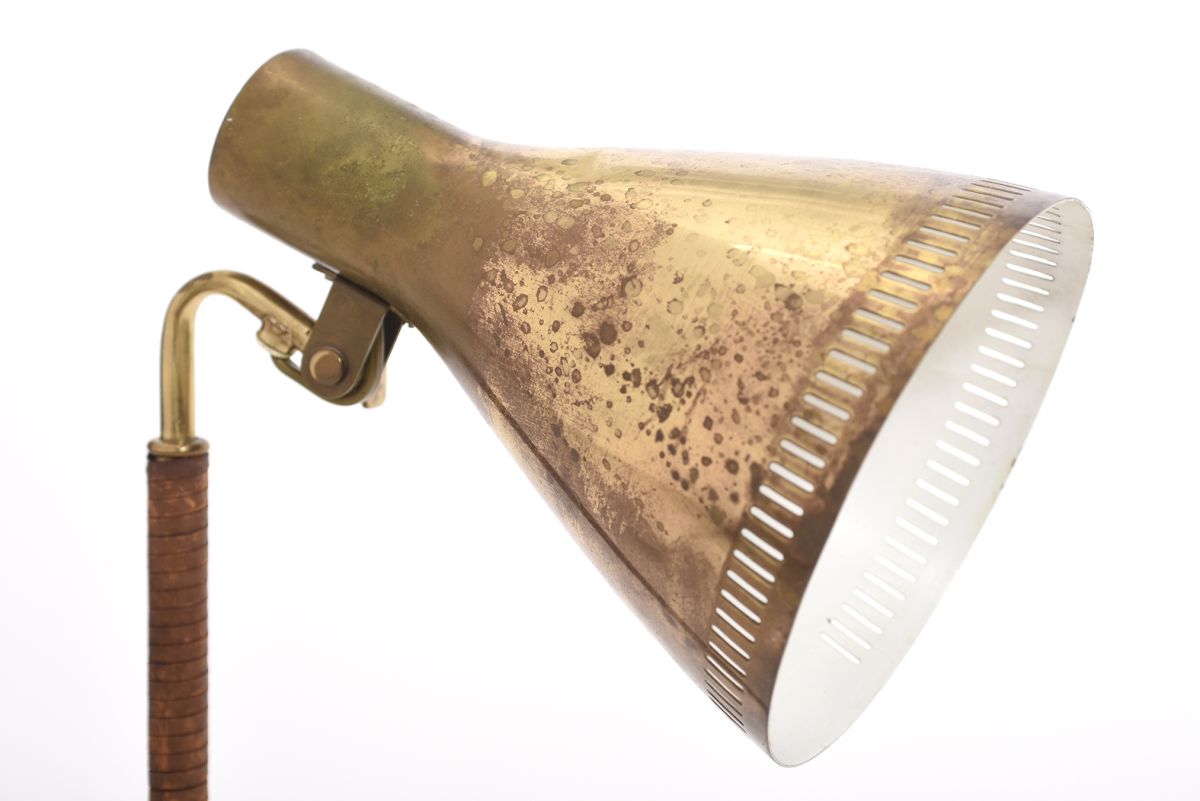 Tynell Paavo brass leather table lamp 02
