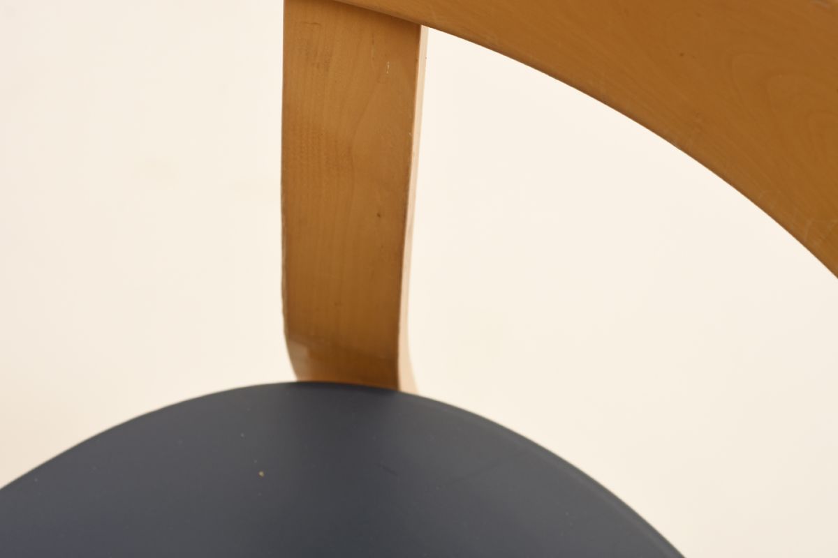 Alvar Aalto Chair 69 A Detail 02