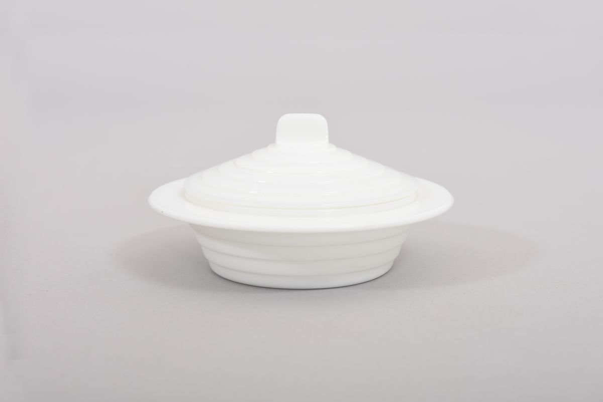 Aino Aalto Bölgebrik opal butter case