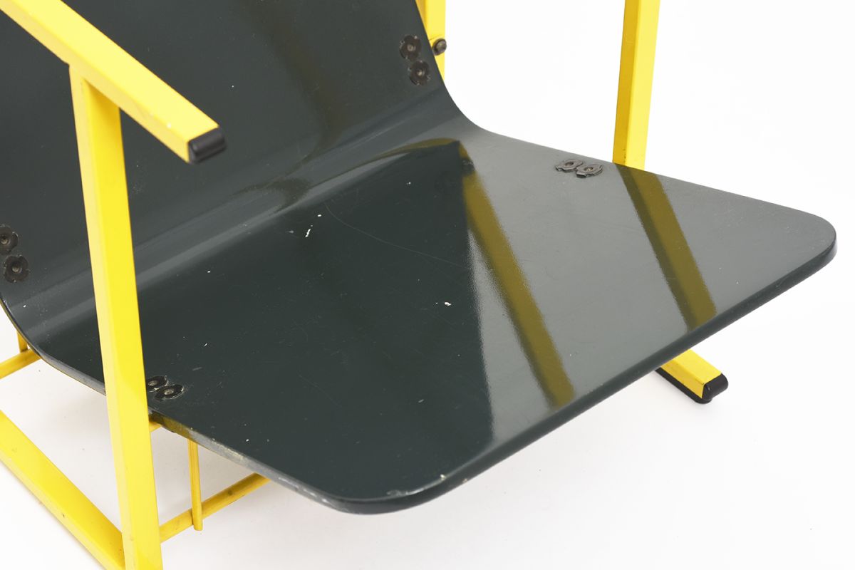 Kukkapuro-Yrjö-Kids-Armchair._detail4jpg