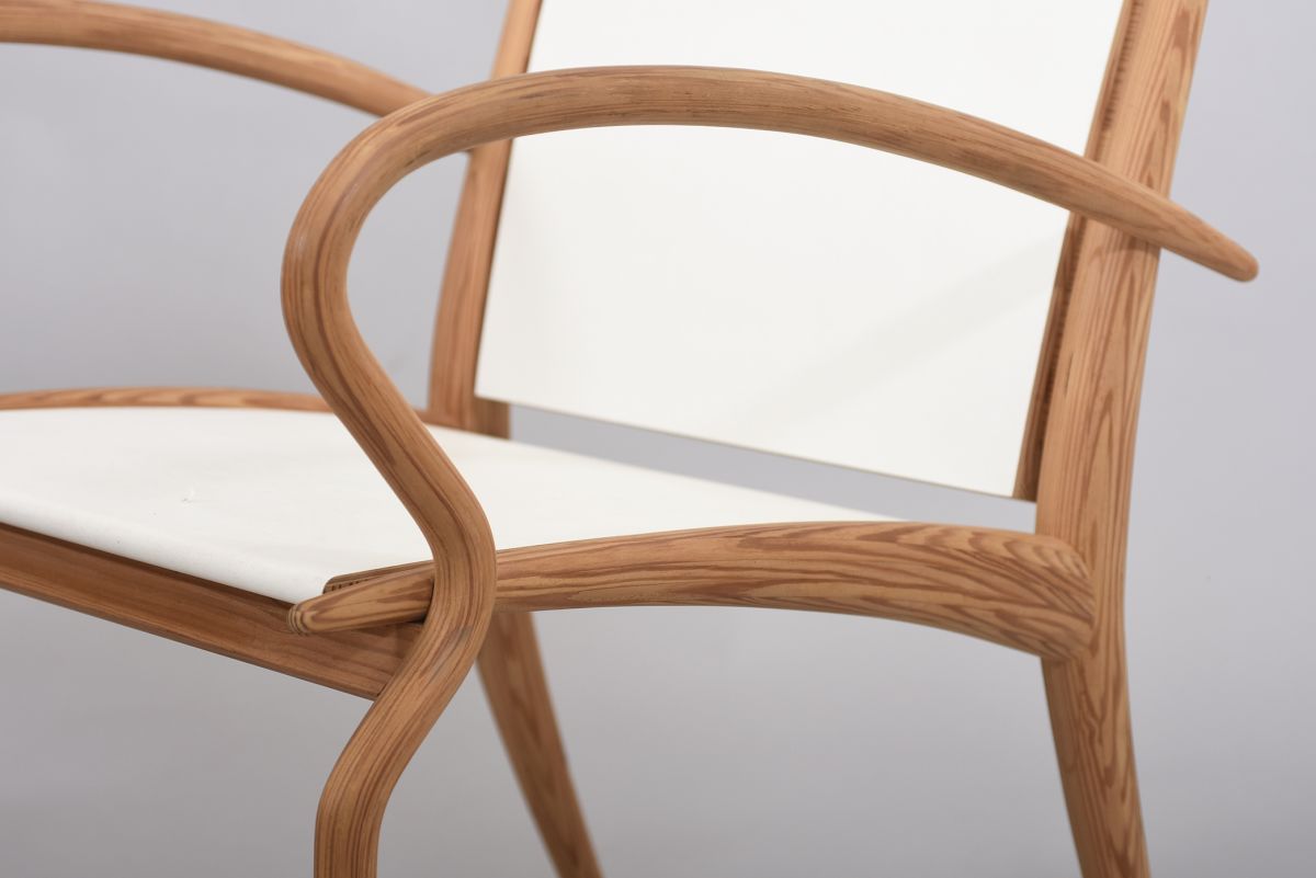 Anonymous curvey armchair 04