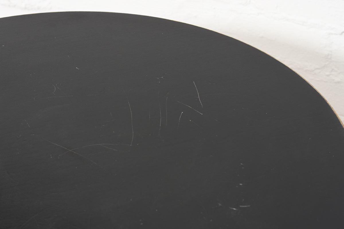 Aalto-Alvar-Club-Table-Black-Lino_detail2
