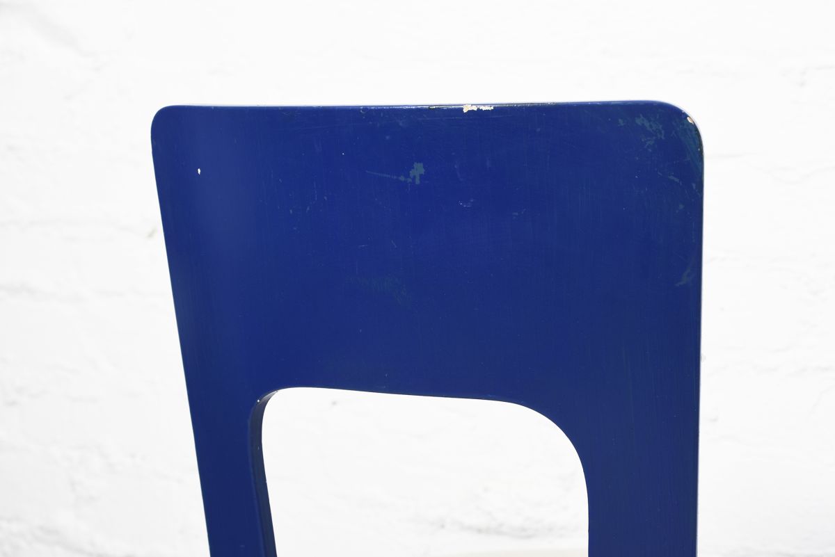 Aalto Alvar Chair 66 deep bule 03