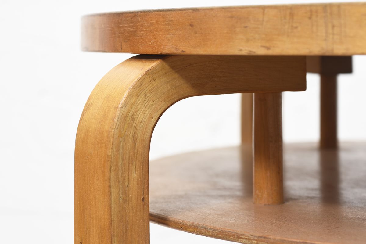 Aalto-Alvar-Club-Table-Black-Lino_detail6
