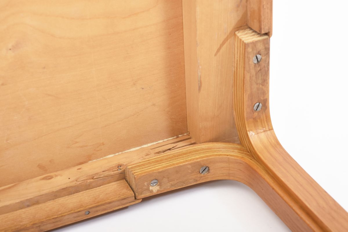 Aalto Alvar Y legged side table 06