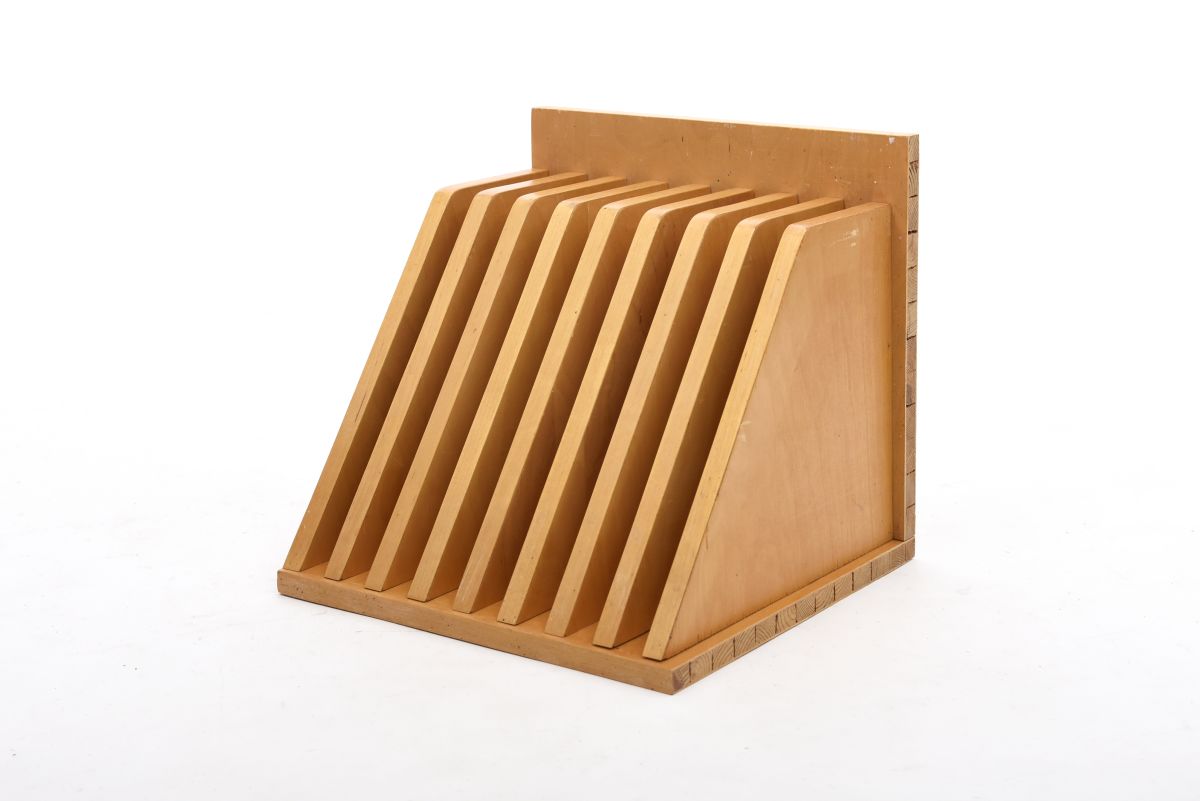 Anonymous Finnish book stand
