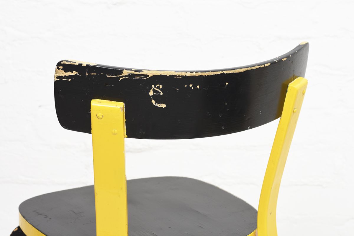 Aalto-Alvar-Chair-69-Painted-Black-Yellow_detail2