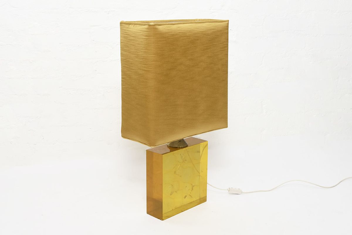 Anonymous-Yellow-Resin-Lamp-details1