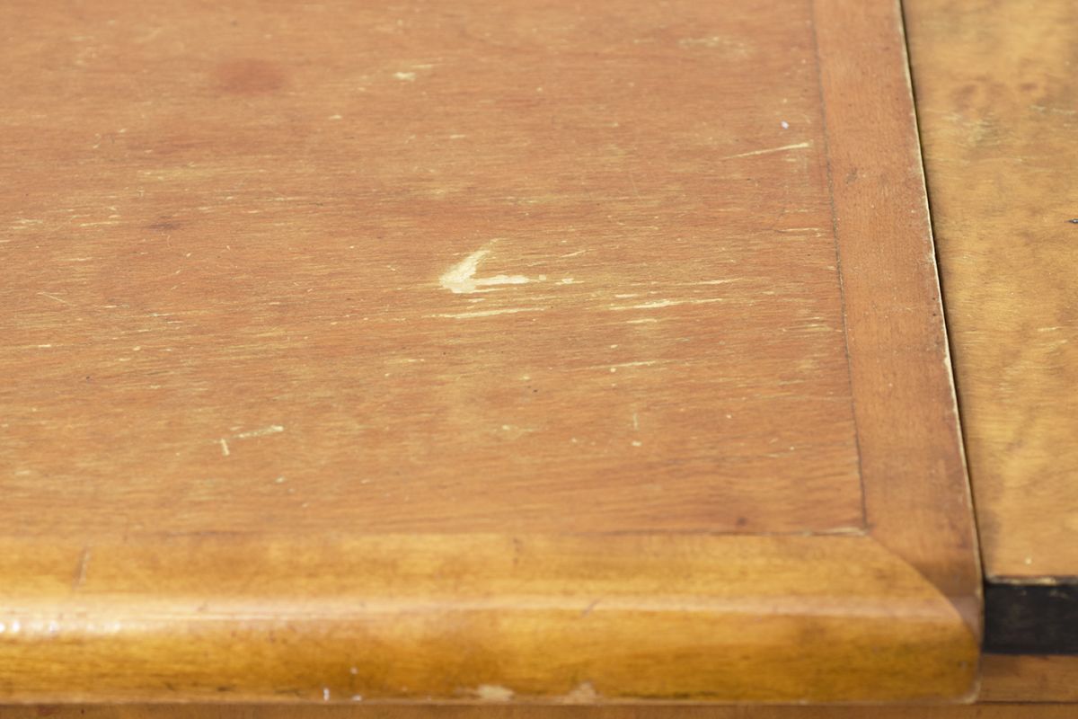Anonymous-Vanity-Desk-with-Foldable-Mirror_detail6