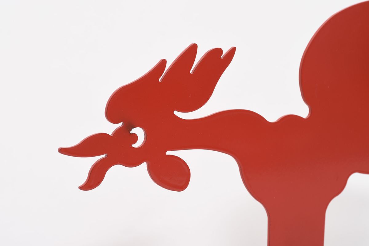 Chicken-Sculpture-details3