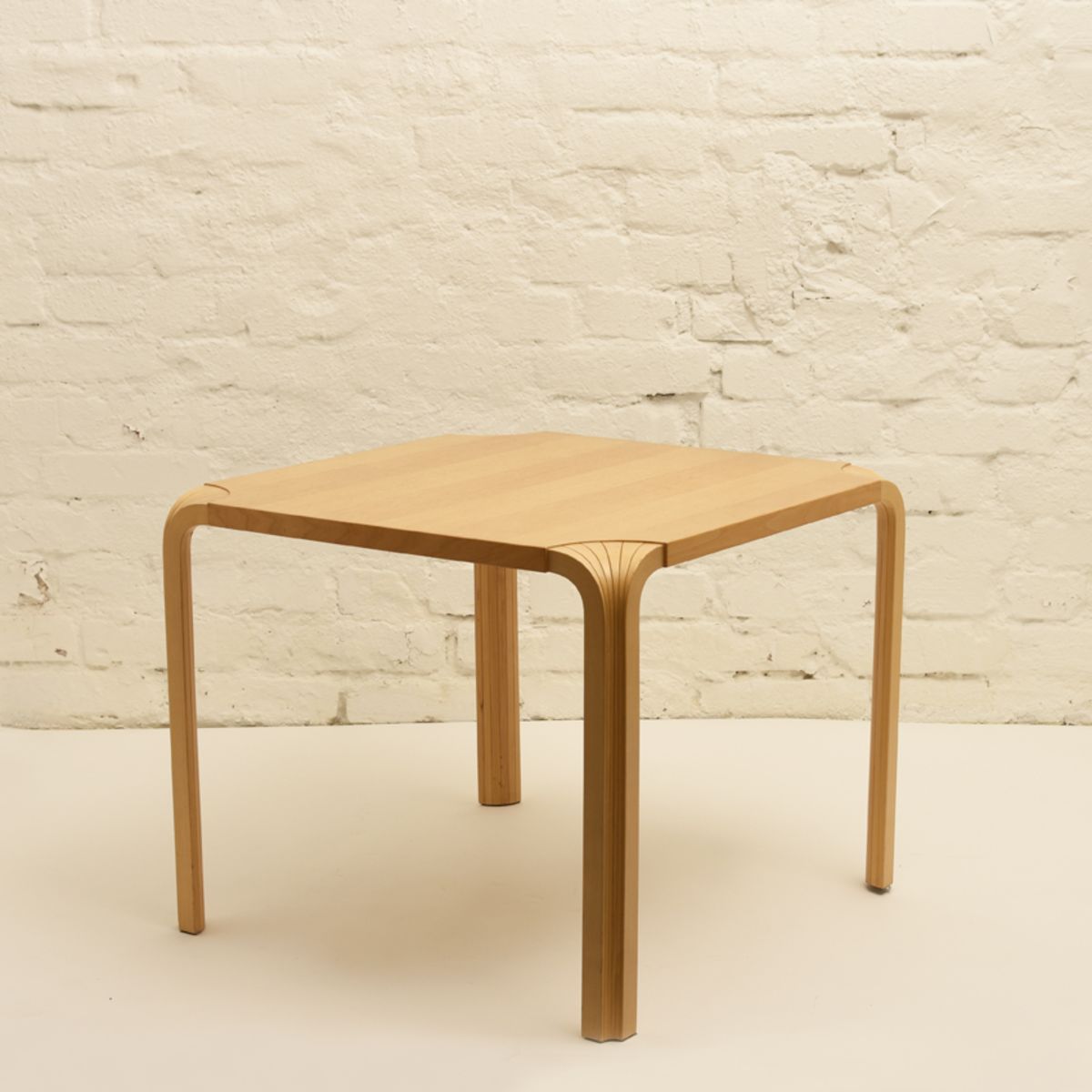 Aalto-Alvar_X-legged-Low-Table