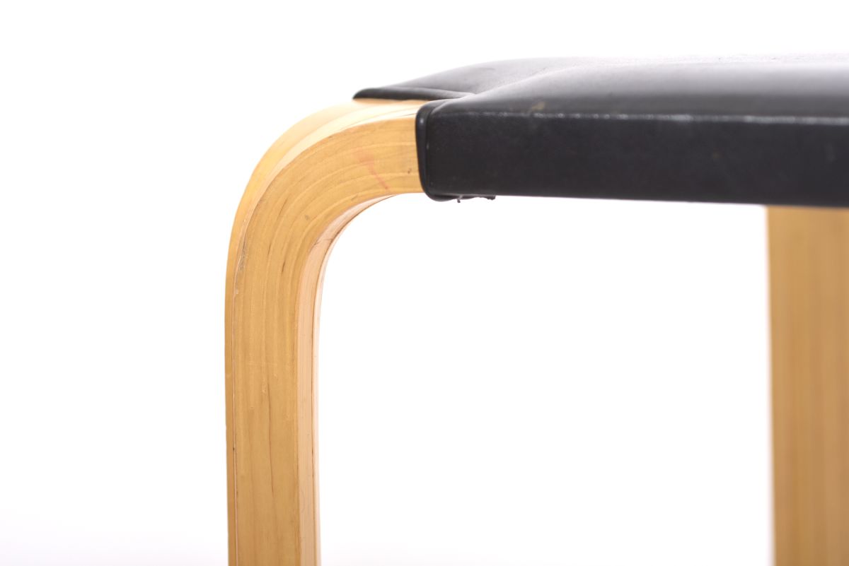 Aalto Alvar Stool X602 black leather pair 07