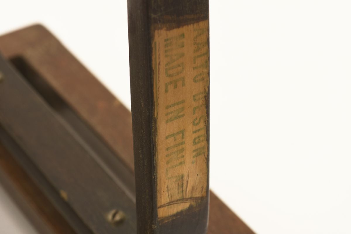 Aalto-Alvar-Coat-Rack_detail3
