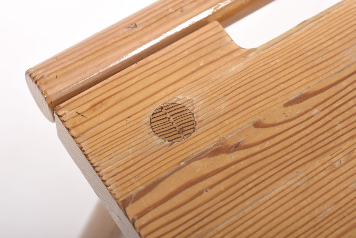 Anonymous Stool pine 01