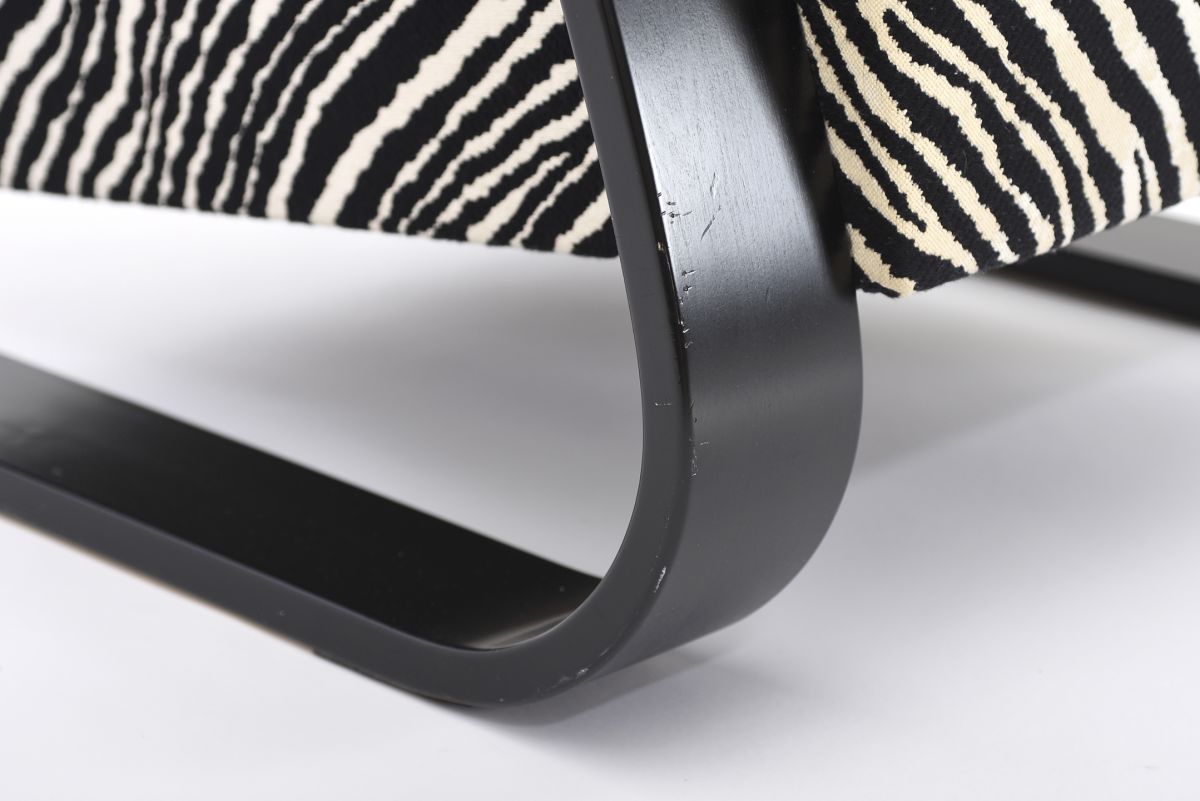 Aalto Alvar Armchair Tank high back ear zebra 10