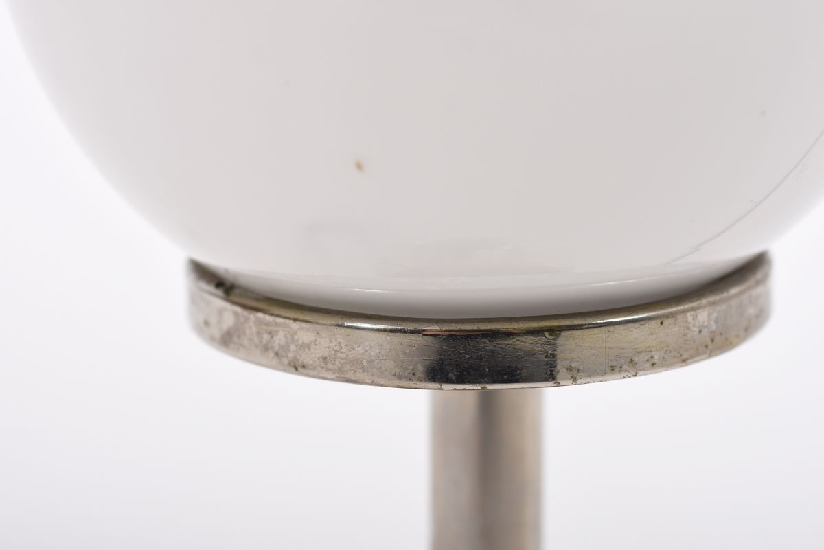 Anonymou Glass ball table lamp 02